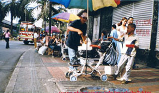 Fr�joles callejeros - garra hogao y arepa, Miseros 3 mil pesitos, rico, pobre, gamin, jubilado, desempledo, como es medell�n, por dentro, trabajadores informales, fotos, fotografias, imagen, imagenes, dibujos, vistas, prestamistas, parque Berr�o, gaminnes, comercio informal